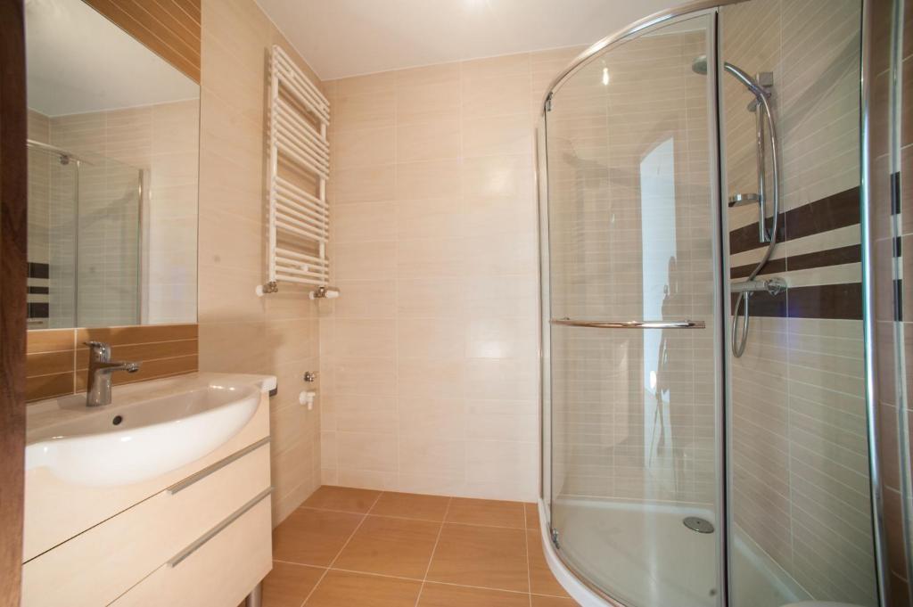 Apartamenty Polanki - Visitopl โควอบเซก ภายนอก รูปภาพ